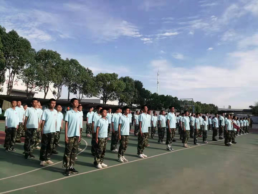 石家庄孩子不听话封闭学校
